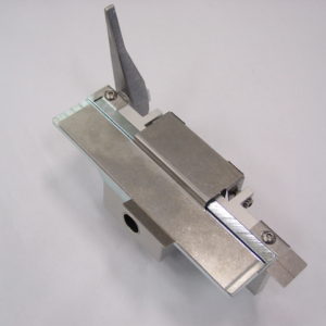 SP 006 935 Form Guide Assembly (RH)