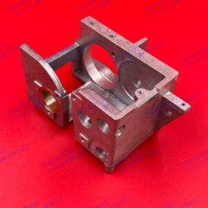 SP 006 908 E/T Housing, RH